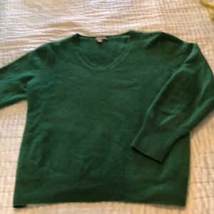 Forest green cashmere sweater size 2X